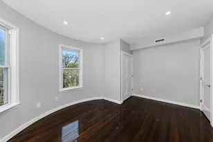 19 Chase St, Boston, MA 02125 - Photo 12