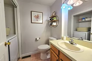 4 Villa Roma Dr, Tewksbury, MA 01876 - Photo 10