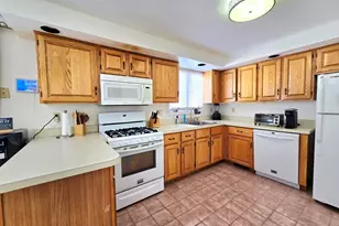 4 Villa Roma Dr, Tewksbury, MA 01876 - Photo 6