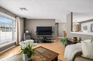 25 Richard Rd, Hudson, MA 01749 - Photo 6