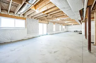 1 Falcon Dr, Shrewsbury, MA 01545 - Photo 32