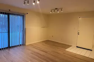 52 Village Brook Ln, Natick, MA 01760 - Photo 4