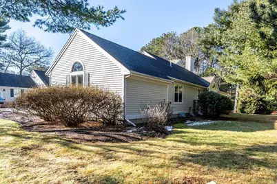 50 Pine Hill Blvd #46, Mashpee, MA 02649 - Photo 16