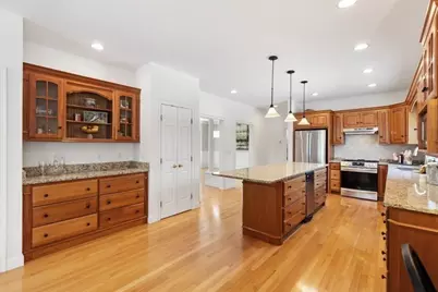 18 Symonds Way, Reading, MA 01867 - Photo 16