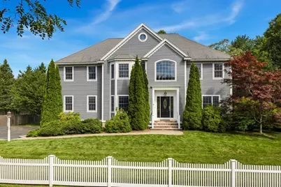 18 Symonds Way, Reading, MA 01867 - Photo 2