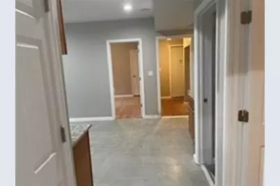 112 Rodney St #1, Worcester, MA 01605 - Photo 2