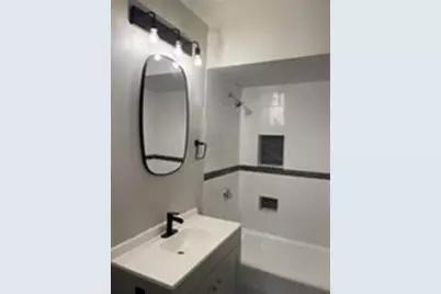 112 Rodney St #1, Worcester, MA 01605 - Photo 10