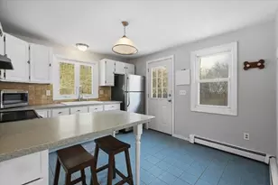 7 Oak St, Marion, MA 02738 - Photo 16