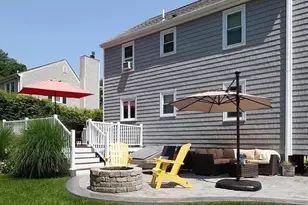 7 Oak St, Marion, MA 02738 - Photo 2