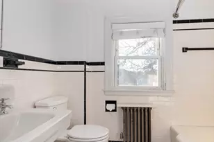 865 E Squantum St, Quincy, MA 02171 - Photo 24