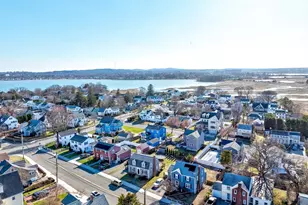 865 E Squantum St, Quincy, MA 02171 - Photo 34