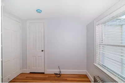 865 E Squantum St, Quincy, MA 02171 - Photo 20