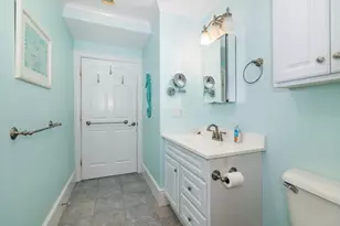 865 E Squantum St, Quincy, MA 02171 - Photo 10