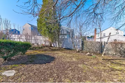 865 E Squantum St, Quincy, MA 02171 - Photo 28