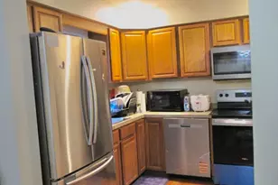 20B Edgeworth St, Worcester, MA 01605 - Photo 10