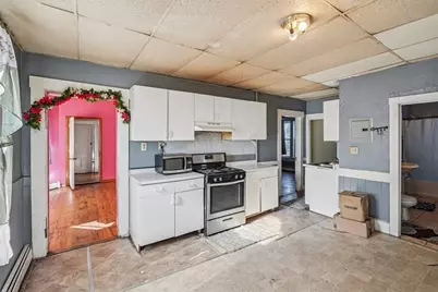 355 Main St, Clinton, MA 01510 - Photo 8