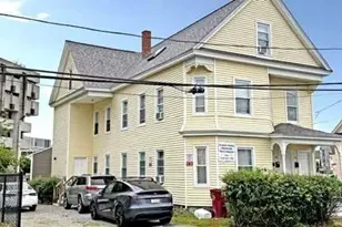 28 Sarah Ave, Lowell, MA 01854 - Photo 2