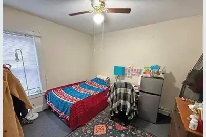 28 Sarah Ave, Lowell, MA 01854 - Photo 8