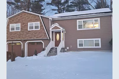 33 Hemlock Ter, Randolph, MA 02368 - Photo 2