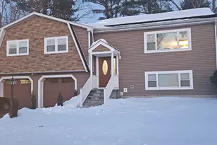 33 Hemlock Terrace, Randolph, MA 02368 - Photo 2
