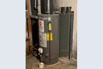 383 Summer Street, Brockton, MA 02302 - Photo 12