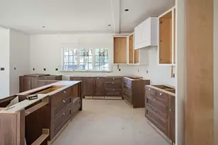 167 Atlantic St, Gloucester, MA 01930 - Photo 10