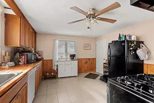 8-10 Russell Rd, Winchester, MA 01890 - Photo 28