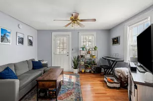 8-10 Russell Rd, Winchester, MA 01890 - Photo 32