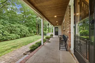 11 Pickman Rd, Beverly, MA 01915 - Photo 2