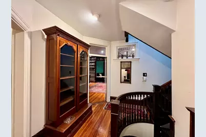 684 Washington St #1, Brookline, MA 02446 - Photo 10