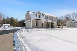 82 Lee St, East Longmeadow, MA 01028 - Photo 2