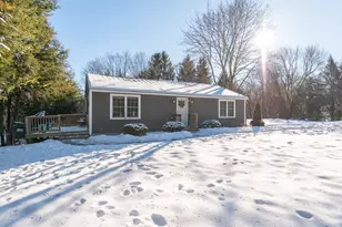 39 Hollis St, Pepperell, MA 01463 - Photo 22