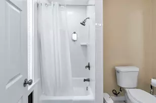 16 Oakland St, Salem, MA 01970 - Photo 24