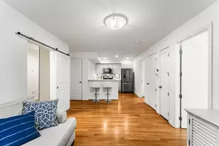 125 B St, Boston, MA 02127 - Photo 8