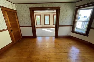 21 Watson Ave, Worcester, MA 01606 - Photo 4
