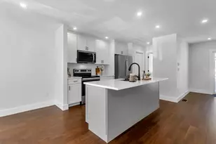 19 Cottage Ave, Southampton, MA 01073 - Photo 8