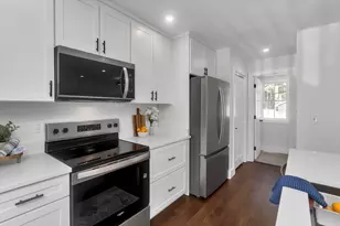 19 Cottage Ave, Southampton, MA 01073 - Photo 14