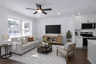 19 Cottage Ave, Southampton, MA 01073 - Photo 28