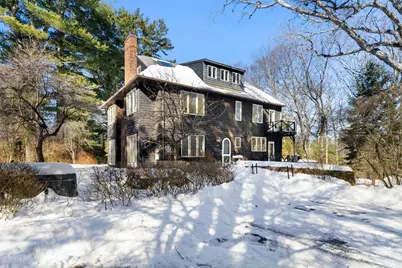 893 Highland St, Hamilton, MA 01982 - Photo 2