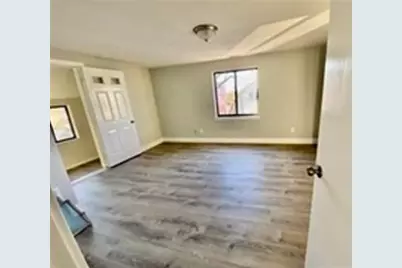 58 Windsor St #2, Worcester, MA 01605 - Photo 8