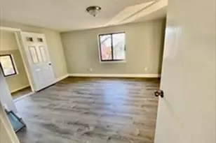 58 Windsor St, Worcester, MA 01605 - Photo 8