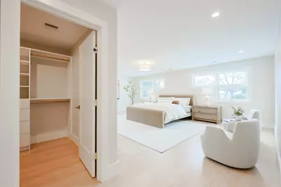 23 Pilgrim Rd, Wellesley, MA 02481 - Photo 14