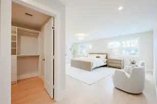 23 Pilgrim Rd, Wellesley, MA 02481 - Photo 14