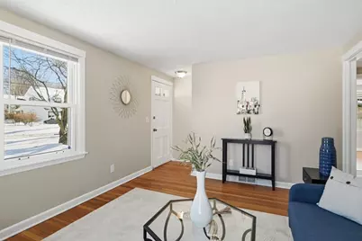 118 Pilgrim Road, Springfield, MA 01118 - Photo 10