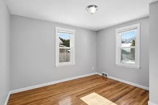 118 Pilgrim Rd, Springfield, MA 01118 - Photo 16