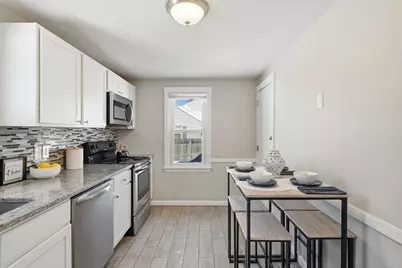 118 Pilgrim Road, Springfield, MA 01118 - Photo 4