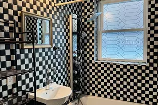 125 Essex St, Salem, MA 01970 - Photo 10