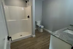 321 Winthrop St, Taunton, MA 02780 - Photo 10