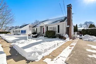 34 Chicopee St, New Bedford, MA 02745 - Photo 2