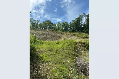 31-33 Walsh Ave, Auburn, MA 01501 - Photo 2